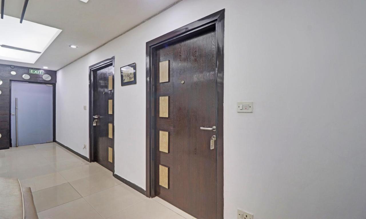 Treebo Trend Exotica Opp Sector 62 Hotel Газиабад Екстериор снимка